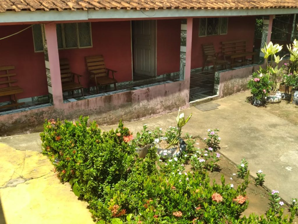 Casa a venda localizada em Colina Verde-RO.