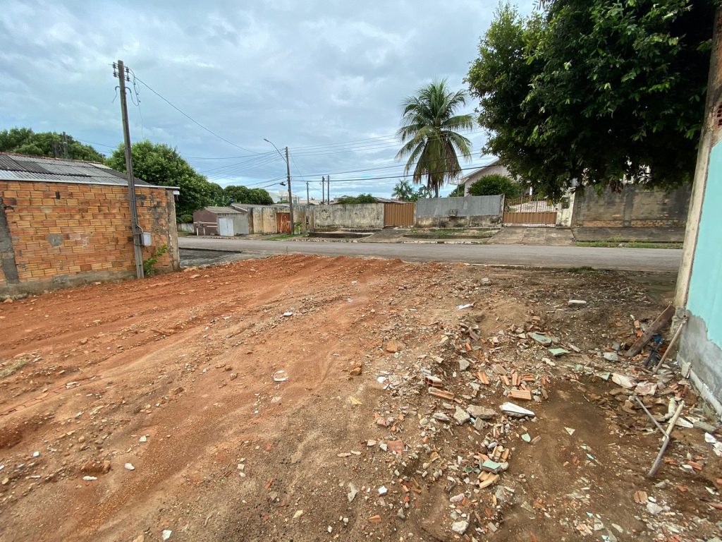 Terreno a venda no Centro  de  Jaru-RO