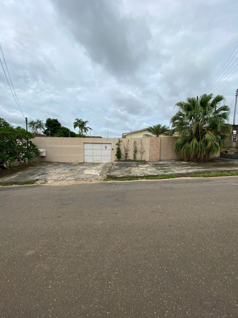 CASA Á VENDA NA RUA RAIMUNDO CATANHEDE, SETOR 02 – JARU/RO