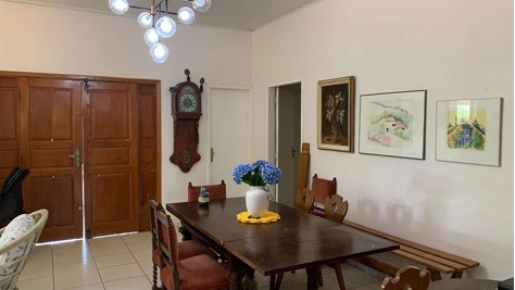 CASA Á VENDA NO CENTRO DE JARU/RO