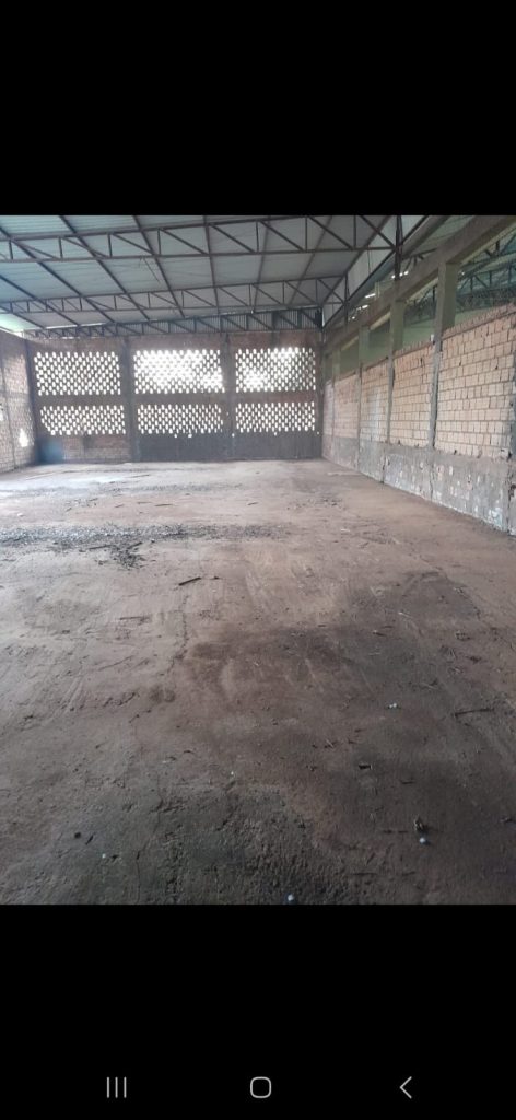 VENDE-SE GALPÃO ESCRITURADO! RUA CEARÁ, SETOR 03 – JARU/RO