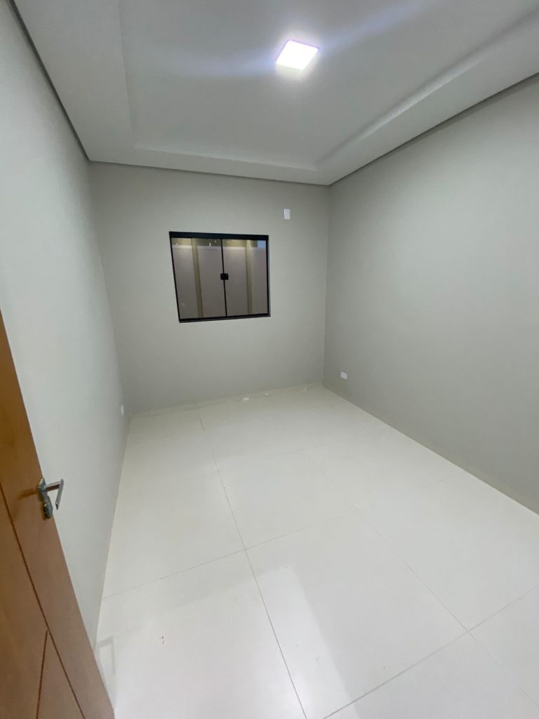 VENDE-SE CASA DE ALTO PADRÃO – RUA MAGDALENA, SAVANA PARK – JARU