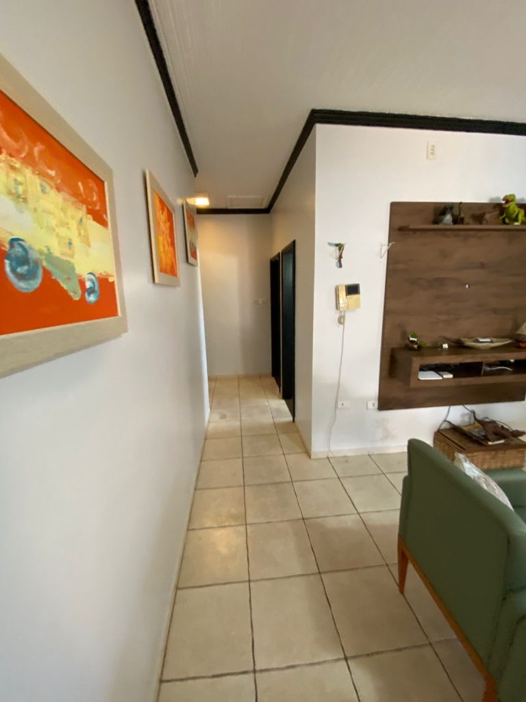 VENDE-SE CASA ESCRITURADA NA RUA PLÁCIDO DE CASTRO, SETOR 02 – JARU/RO
