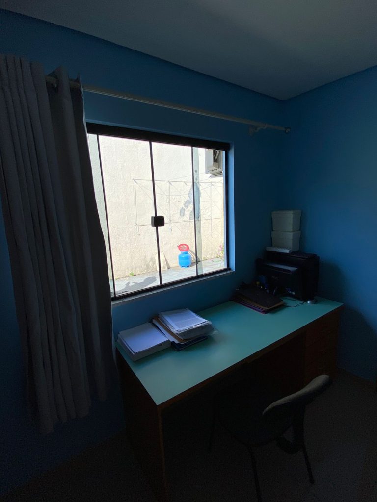 VENDE-SE CASA ESCRITURADA NA RUA PLÁCIDO DE CASTRO, SETOR 02 – JARU/RO