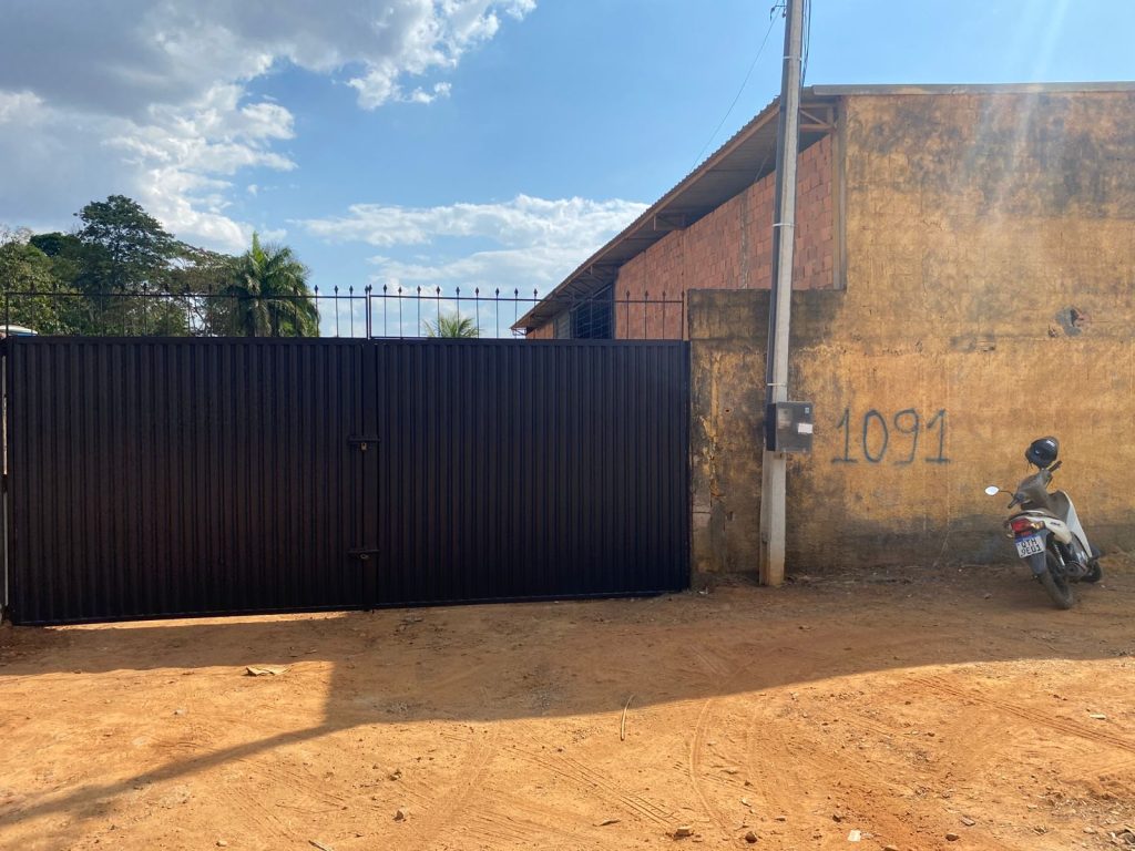 VENDE-SE GALPÃO ESCRITURADO! RUA CEARÁ, SETOR 03 – JARU/RO