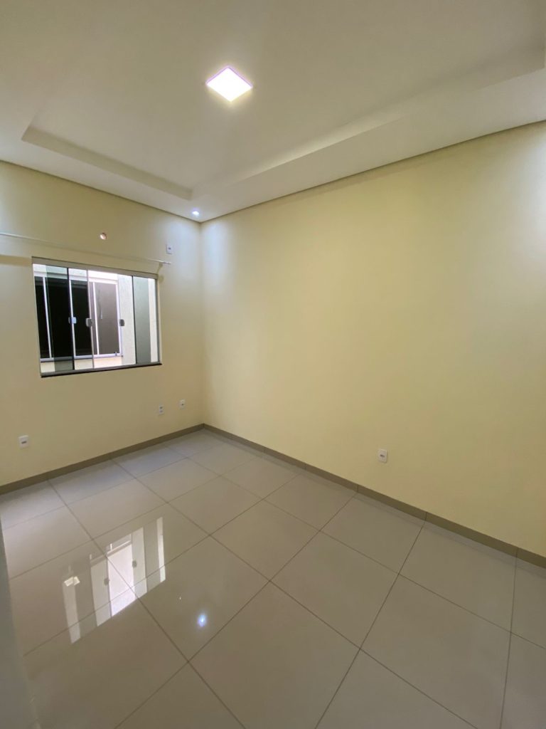 ALUGASE-SE CASA! NA AV. DOM PEDRO I, SETOR 05 – JARU/RO