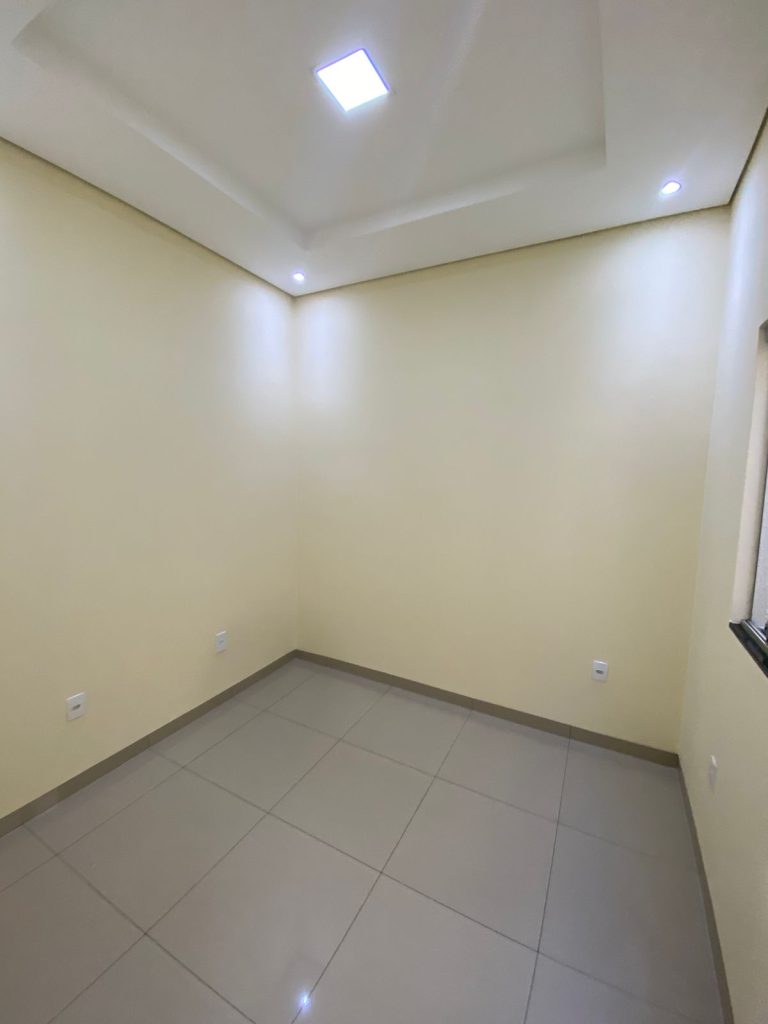 ALUGASE-SE CASA! NA AV. DOM PEDRO I, SETOR 05 – JARU/RO