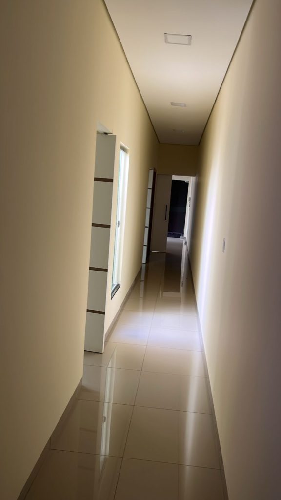 ALUGASE-SE CASA! NA AV. DOM PEDRO I, SETOR 05 – JARU/RO