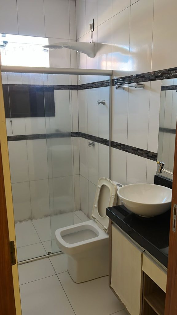 ALUGASE-SE CASA! NA AV. DOM PEDRO I, SETOR 05 – JARU/RO