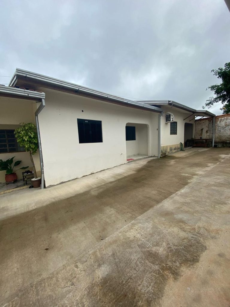 ALUGA-SE APARTAMENTO NA AV. TIRADENTES, SETOR 02 – JARU/RO