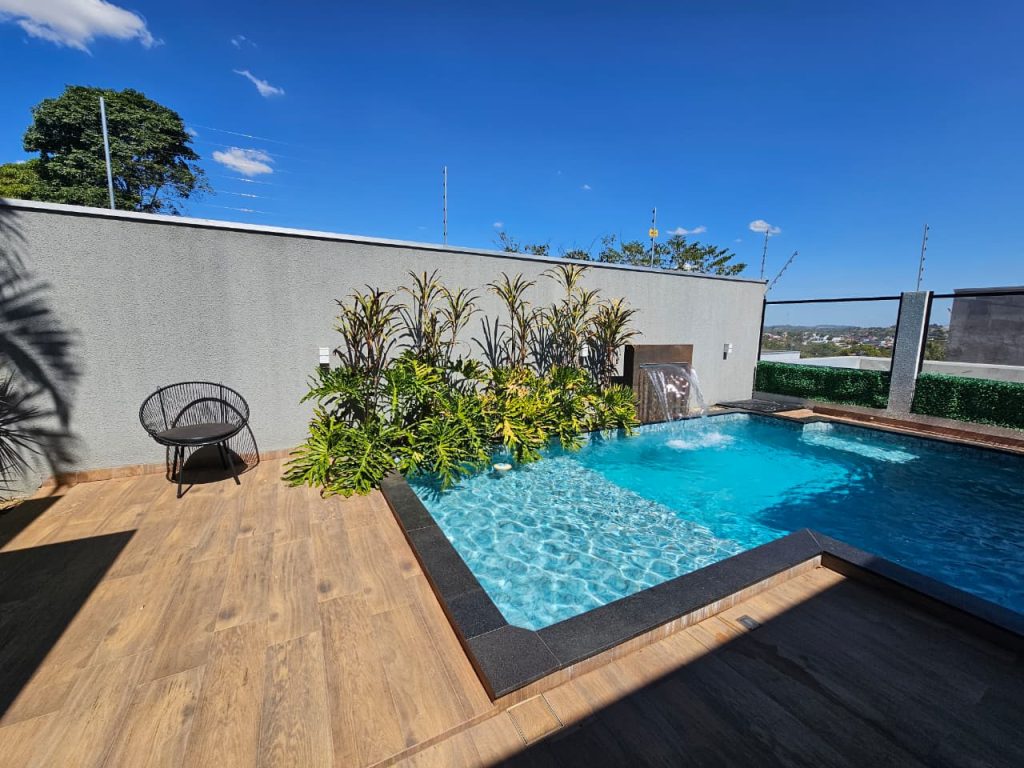 VENDE-SE CASA ESCRITURADA NA RUA YPÊ, SETOR 1/A – JARU/RO