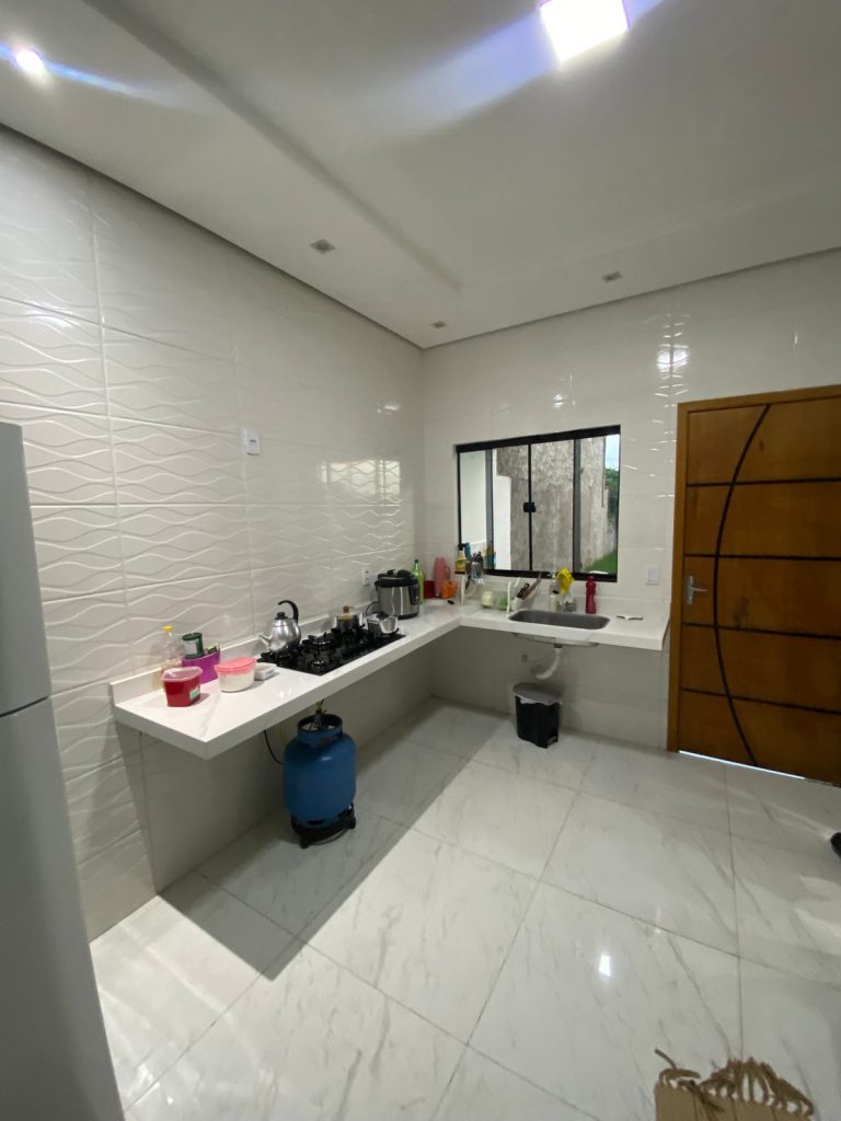 CASA Á VENDA ESCRITURADA NO SAVANA PARK – JARU/RO