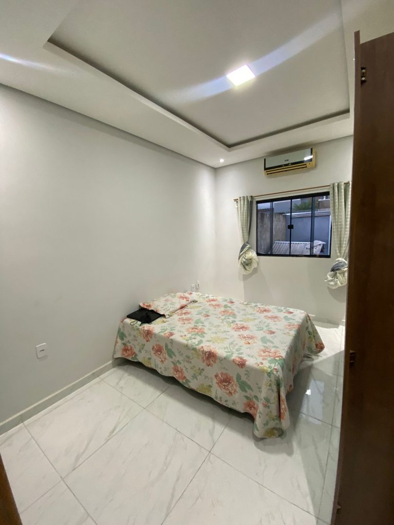 CASA Á VENDA ESCRITURADA NO SAVANA PARK – JARU/RO