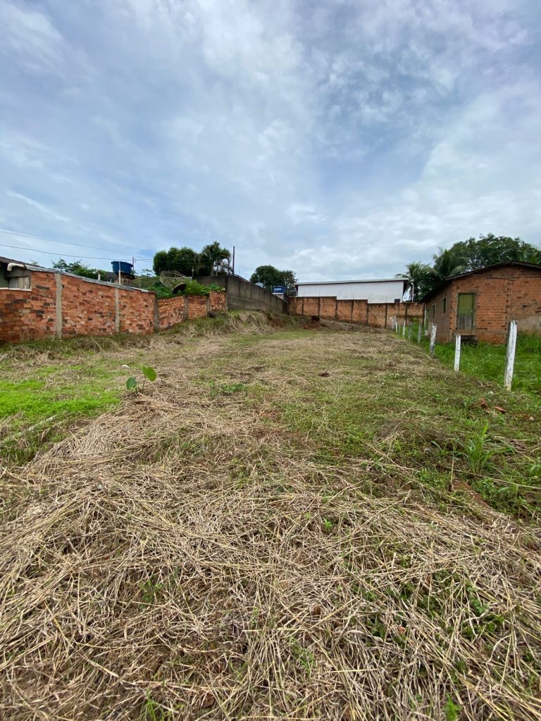 TERRENO À VENDA NA RUA PIAUÍ – JARU/RO
