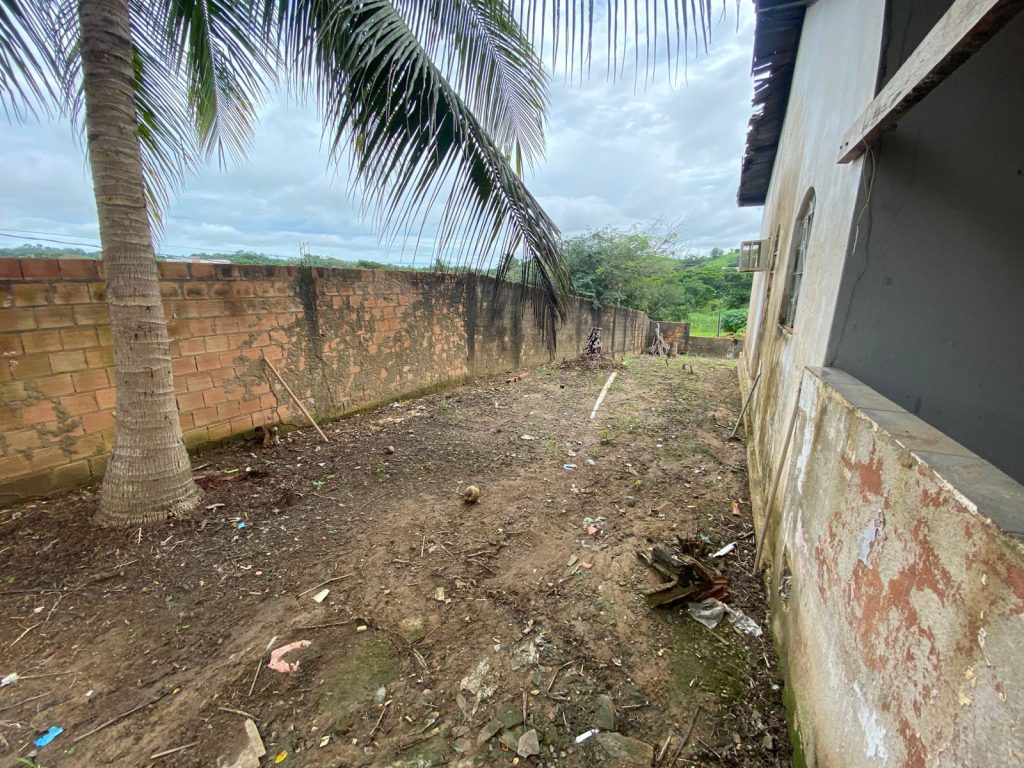 VENDE-SE TERRENO NA RUA RAIMUNDO CATANHEDE, SETOR 01 – JARU/RO