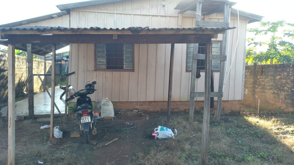 VENDE-SE TERRENO NA RUA AMAZONAS, SETOR 04 – JARU/RO