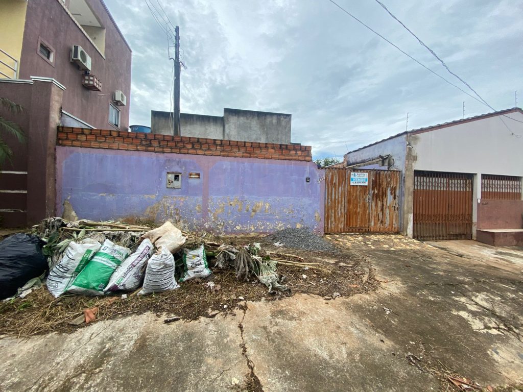 VENDE-SE TERRENO NA RUA TAPAJÓS, SETOR 02 – JARU/RO