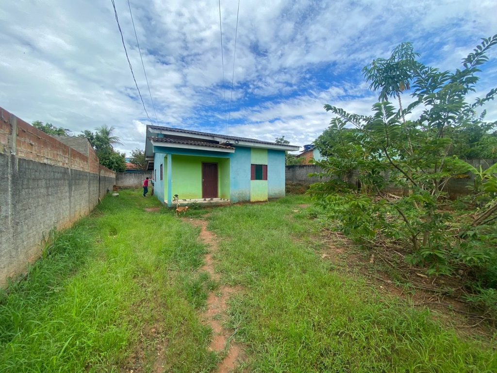 CASA A VENDA NA RUA PROFO HENRIQUE, SETOR 03 – THEOBROMA/RO