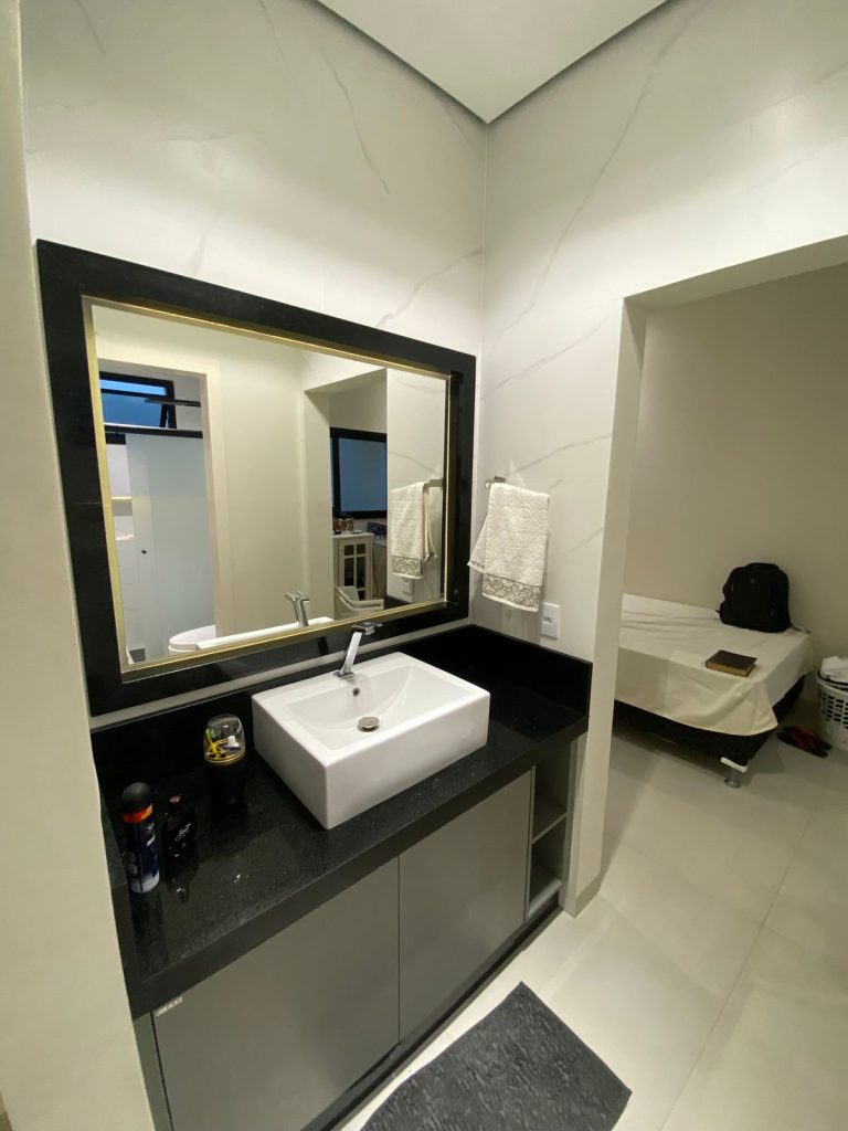 CASA A VENDA NA RUA JATOBÁ, RESIDENCIAL ORLEANS – JARU/RO