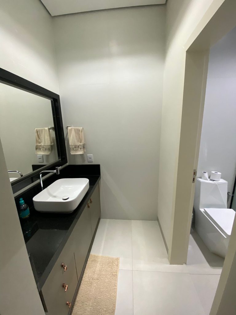 CASA A VENDA NA RUA JATOBÁ, RESIDENCIAL ORLEANS – JARU/RO