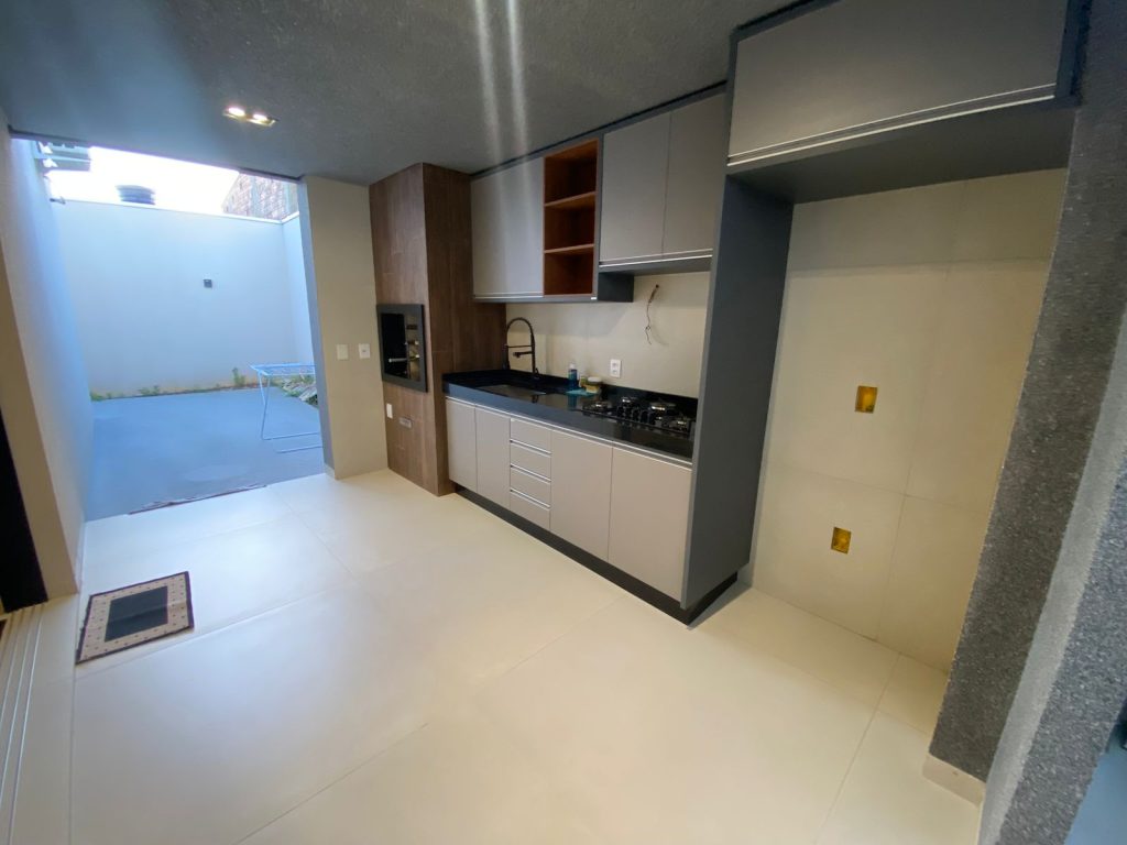 CASA A VENDA NA RUA JATOBÁ, RESIDENCIAL ORLEANS – JARU/RO