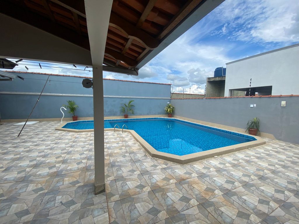 VENDE-SE ESTA CASA!! NA RUA RIO GRANDE DO NORTE, SETOR 01/A – JARU/RO