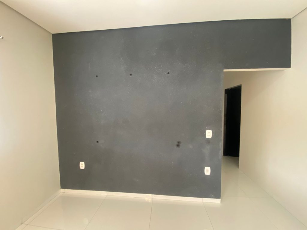 ALUGA-SE CASA NA RUA RAIMUNDO CANTANHEDE, SETOR 02 – JARU/RO