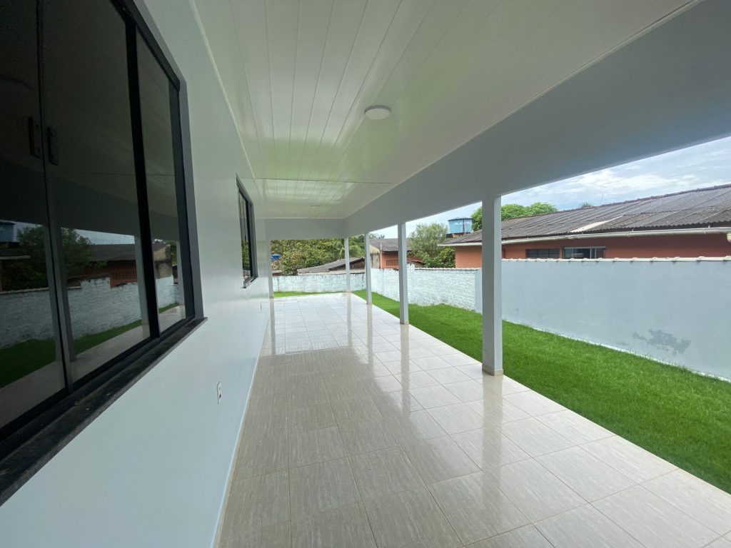 ALUGA-SE CASA NA RUA RAIMUNDO CANTANHEDE, SETOR 02 – JARU/RO