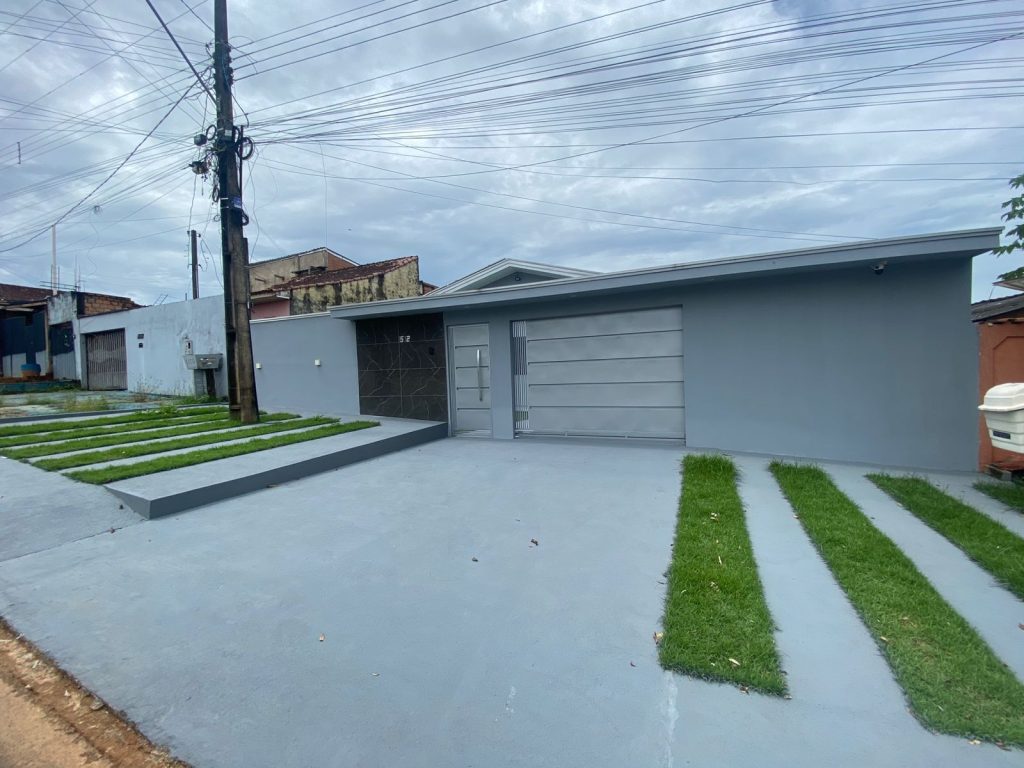 ALUGA-SE CASA NA RUA RAIMUNDO CANTANHEDE, SETOR 02 – JARU/RO